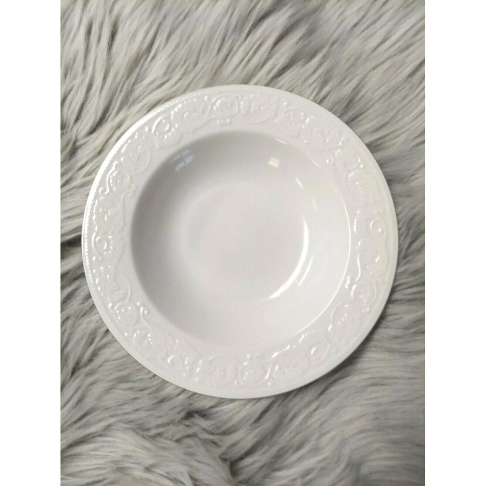 NEW Farberware‎ Calais Soup Salad Bowl White Embossed Rimmed Stoneware